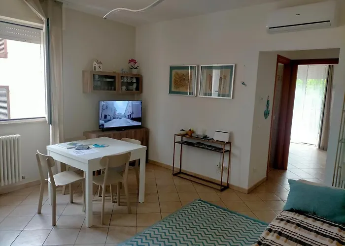 Incantevole A Due Passi Dal Mare A Viserbella Vicino Fiera ريميني